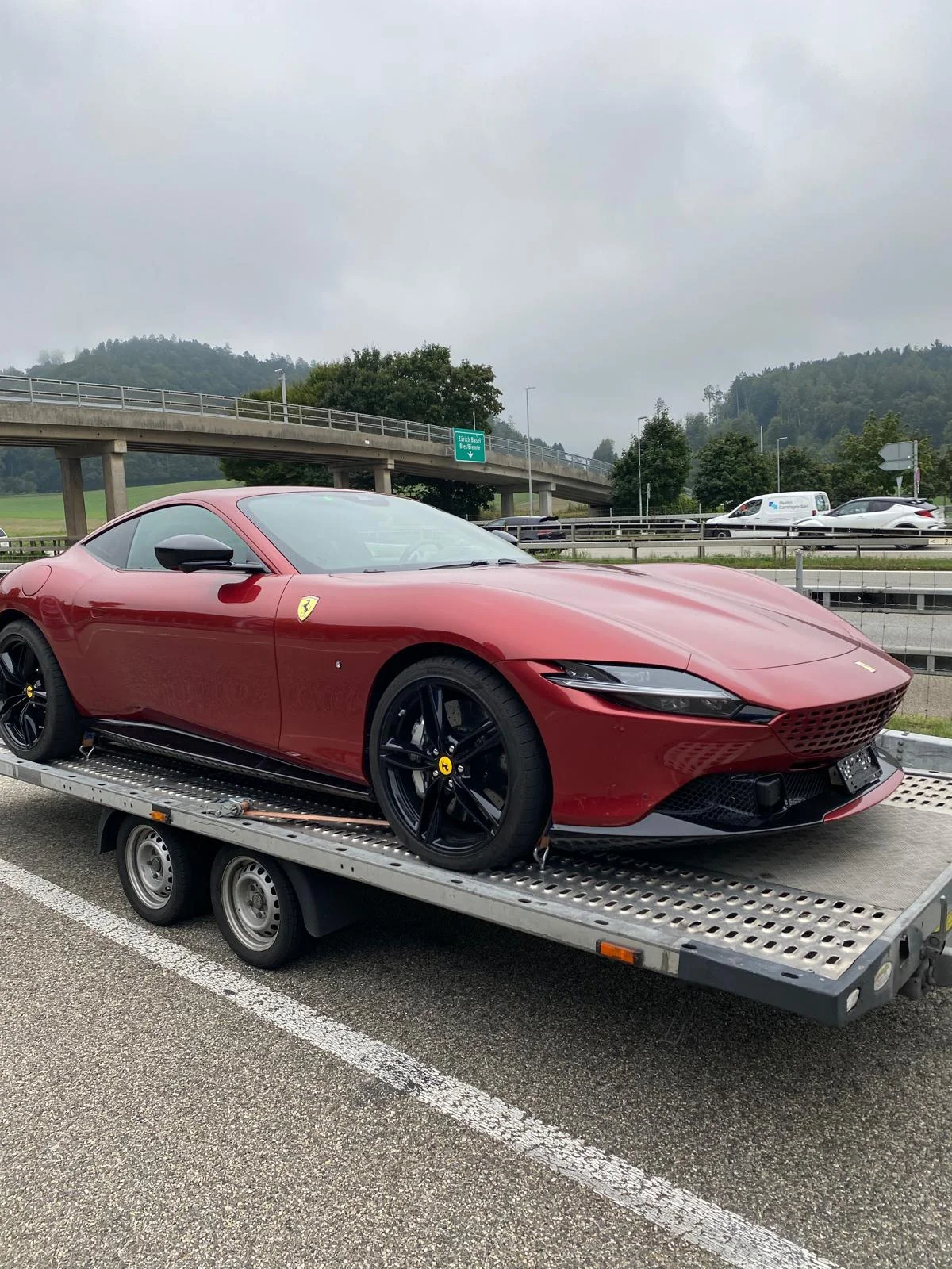 Supercar posteriore notte