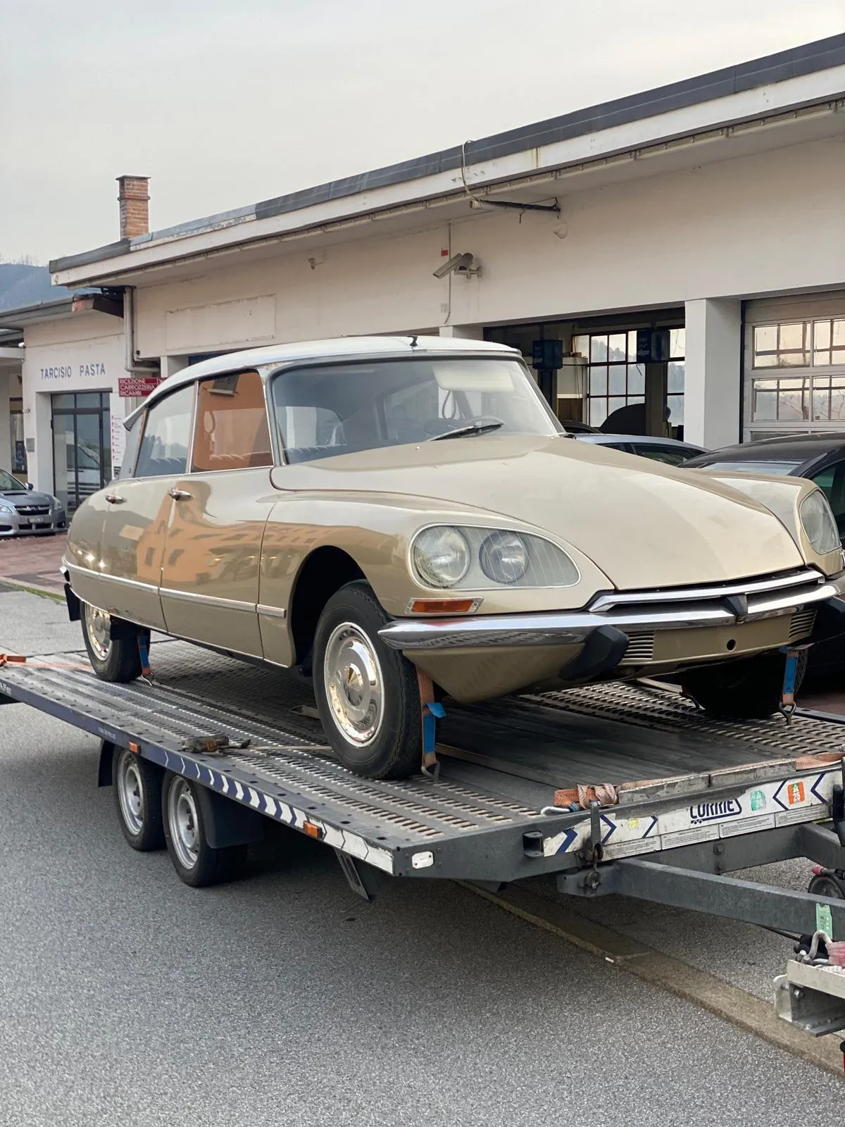 Trasporto auto Ticino