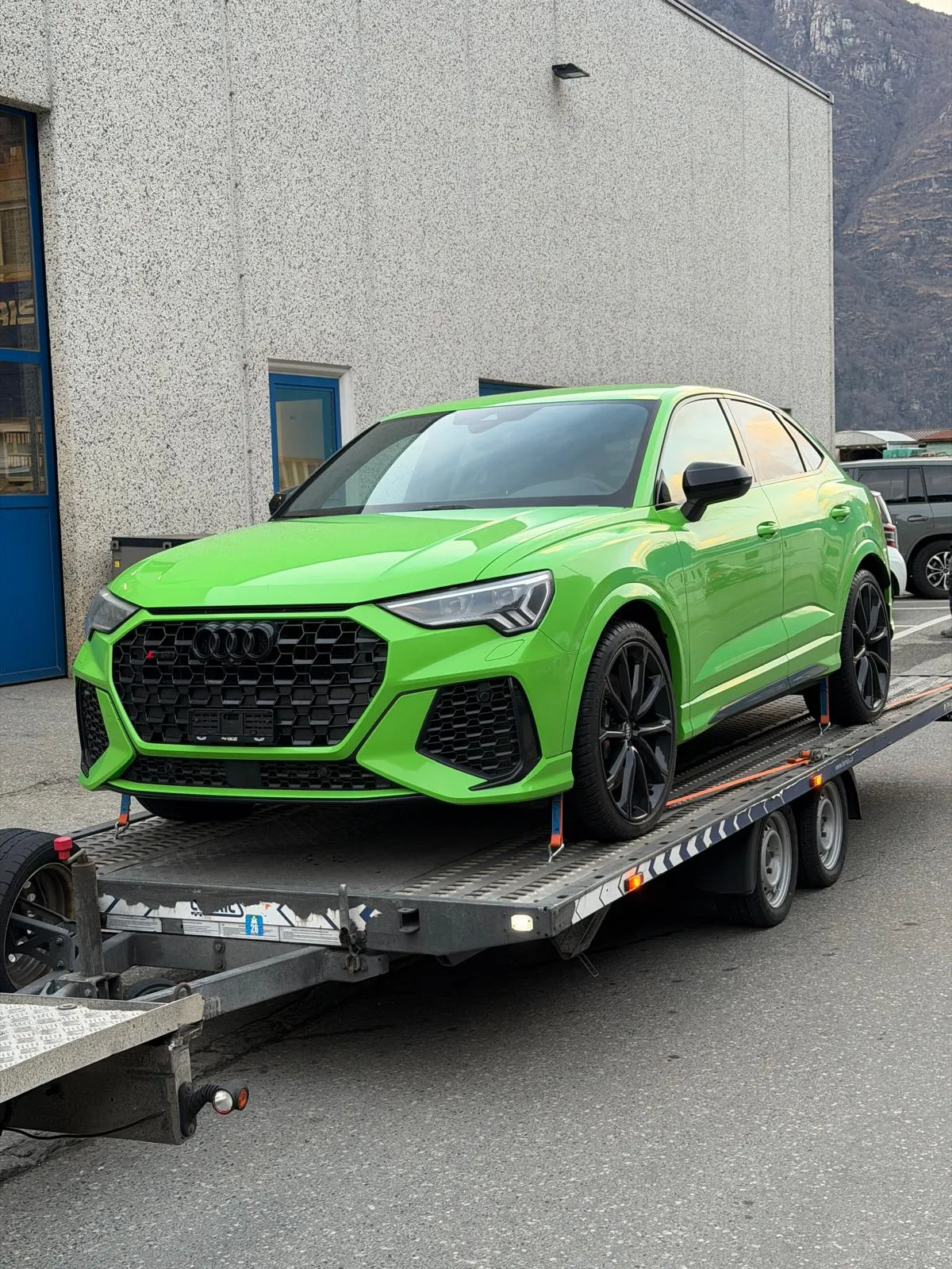 Trasporto veicolo Ticino